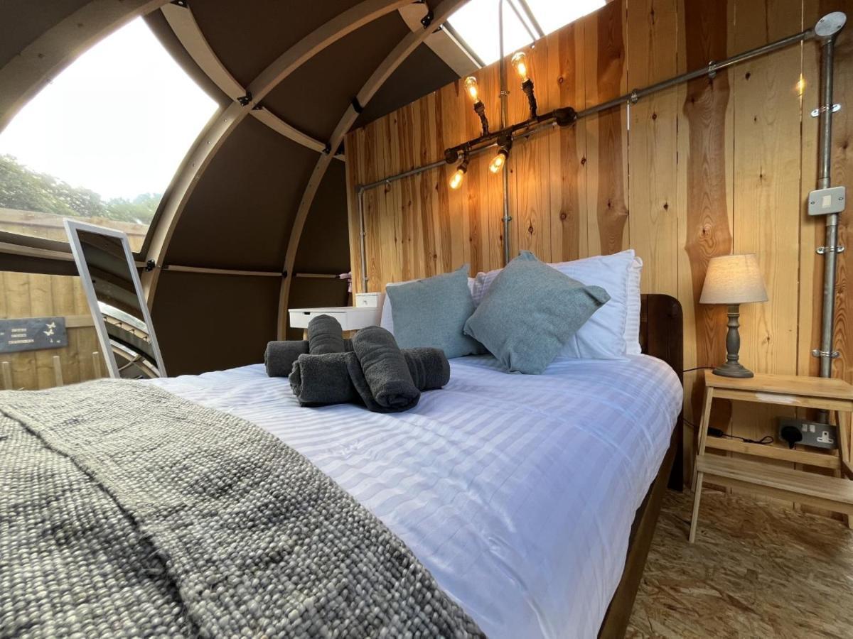 Sunrise Dome Tent Tenby Exteriér fotografie