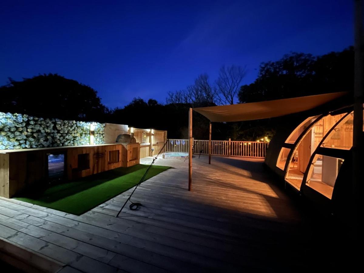 Sunrise Dome Tent Tenby Exteriér fotografie
